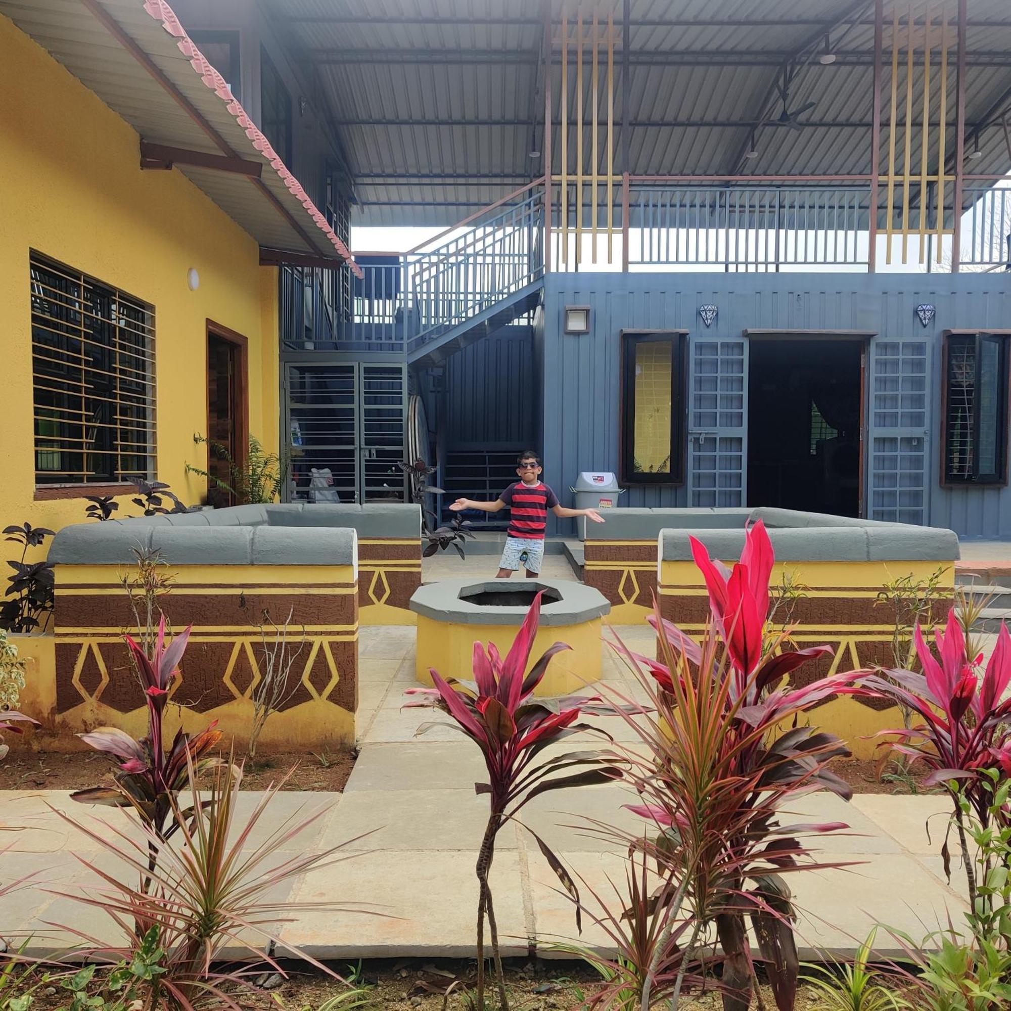 Kashmir Farmhouse - Hyderabad Villa Exterior photo
